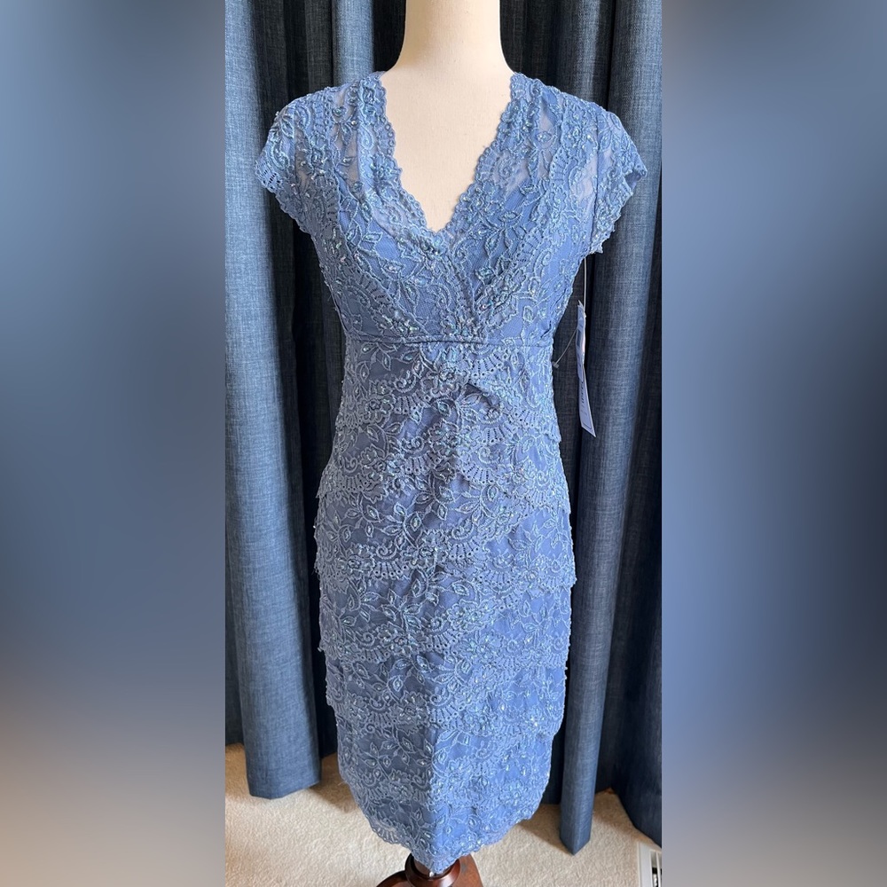 Karen Miller New York Beaded Lace Tiered Dress size 6 - (NWT)